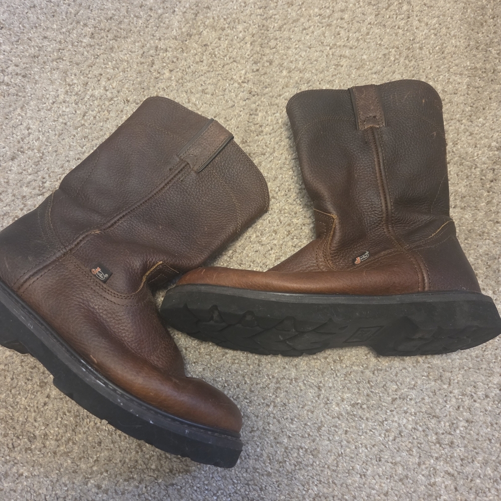 Justins Size 9.5 Leather Pull On Boots EUC